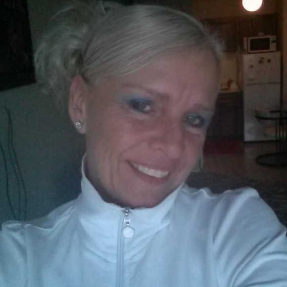 Meet your Posher, Susana - Picture 2 of 2